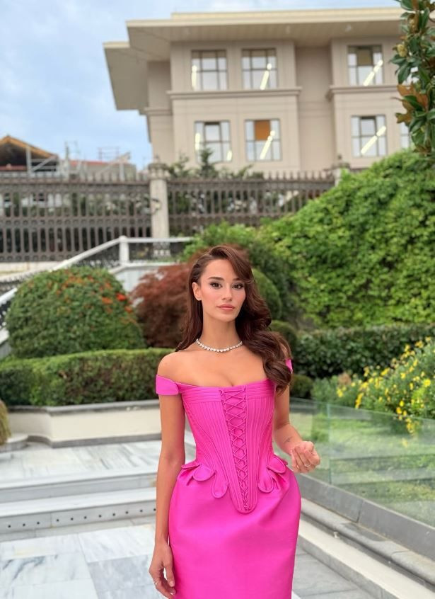 Survivor'ın popüler yüzü Murat Ceylan yeni sevgilisiyle el ele görüntülendi: Gönlünü kaptırdığı ünlü güzel kim? - Resim: 43