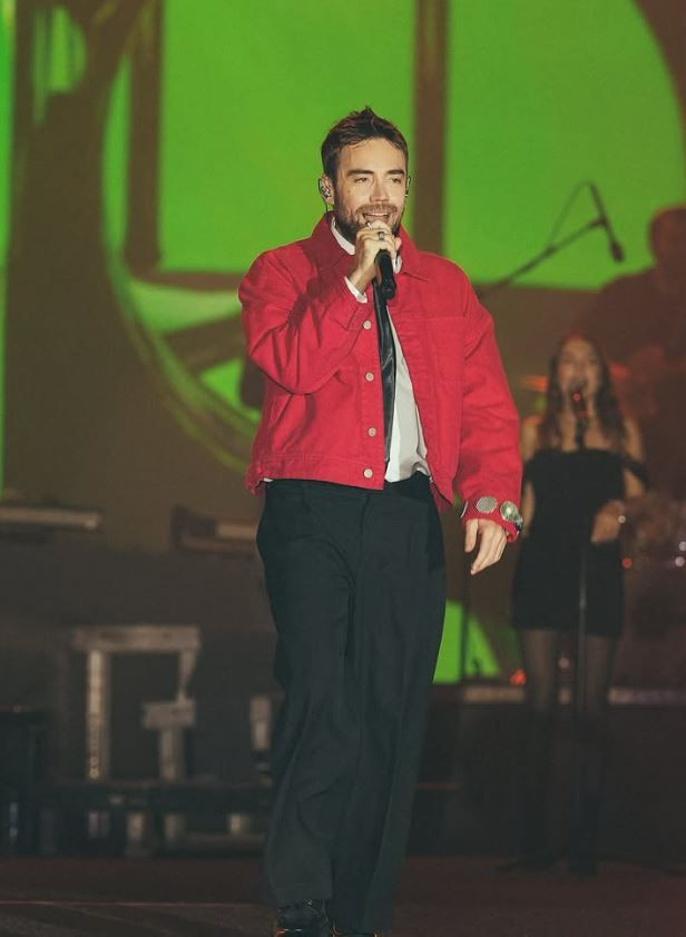 Ünlü şarkıcı Murat Dalkılıç'ın son hali hayranlarını endişelendirdi! 12. kez bıçak altına mı yattı? - Resim: 32