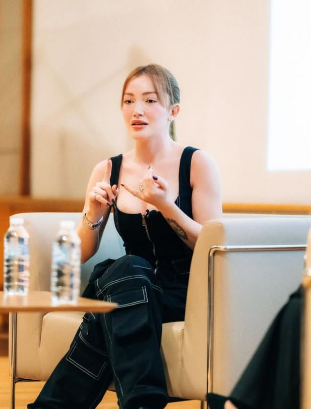 Milli futbolcu Emirhan Topçu ile adı aşk iddialarına karışmıştı! Danla Bilic sessizliğini bozdu - Resim : 1