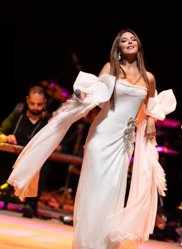 Gelinim Mutfakta sunucusu Aslı Hünel’in gözyaşları! Annesiz ilk doğum günü: Hep aklımdasın - Resim: 1