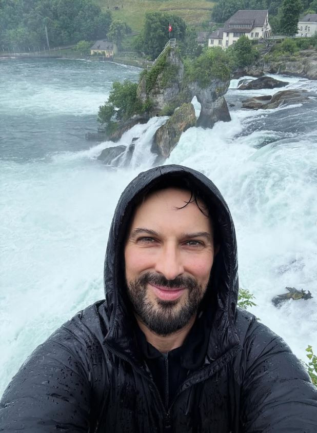 Megastar Tarkan dönüyor: Site çöktü, bilet fiyatı el yakıyor! - Resim : 14