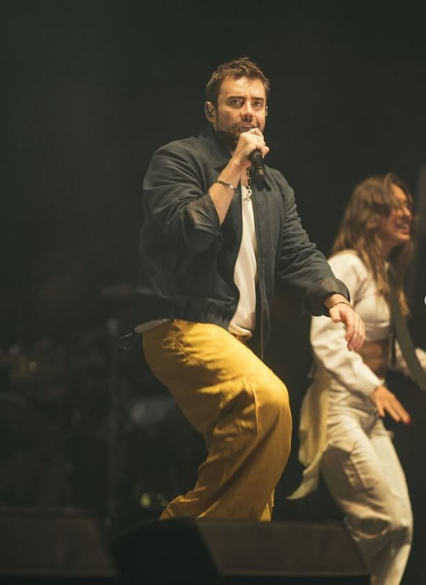 Ünlü şarkıcı Murat Dalkılıç'ın son hali hayranlarını endişelendirdi! 12. kez bıçak altına mı yattı? - Resim: 24