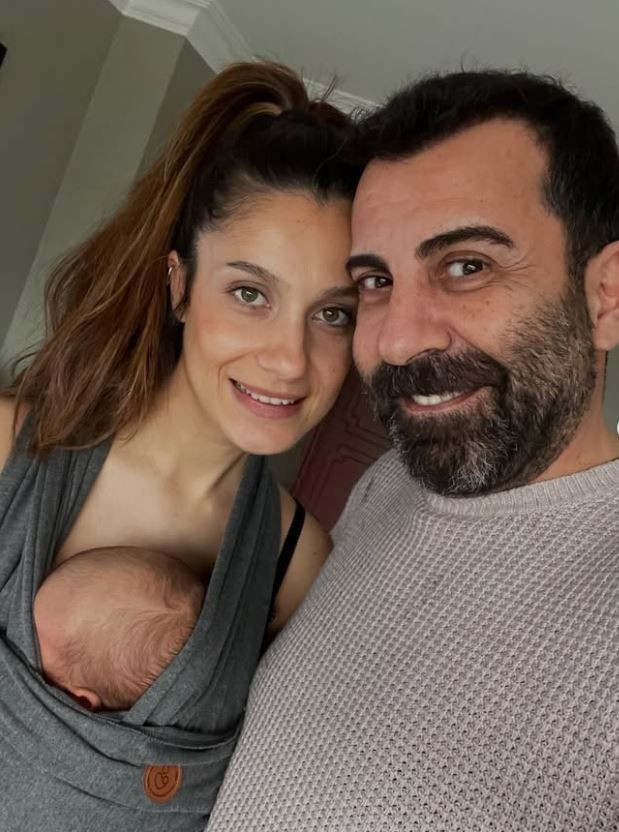 Ünlü oyuncu Emre Karayel’in ikinci paşası geldi: İşte bebeğin adı! - Resim: 17