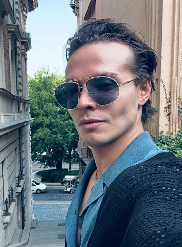 Survivor'ın popüler yüzü Murat Ceylan yeni sevgilisiyle el ele görüntülendi: Gönlünü kaptırdığı ünlü güzel kim? - Resim: 9