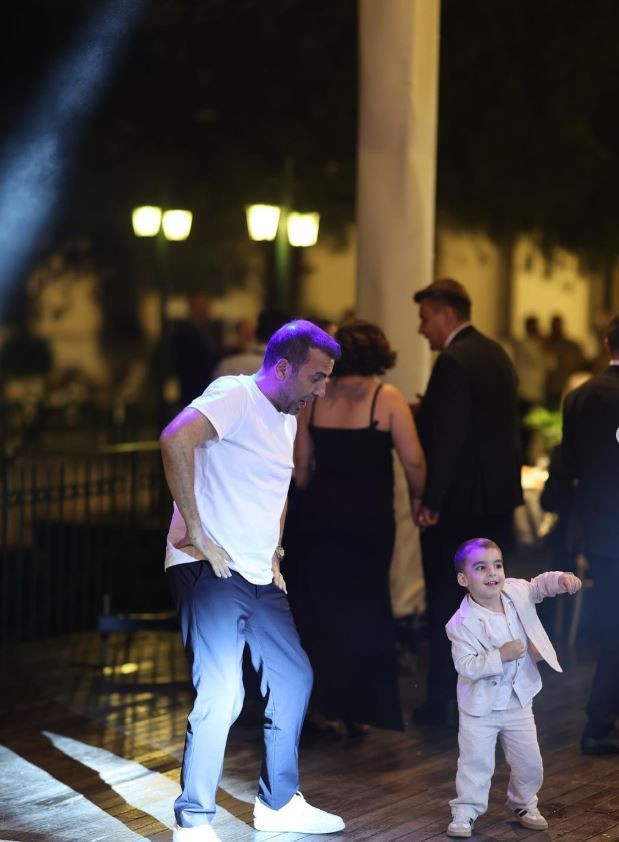 'Bahar' dizisinin Tolga'sı Emre Karayel'e en anlamlı doğum günü hediyesi: Oğlu İlke Cihan'la ilk poz! - Resim: 2