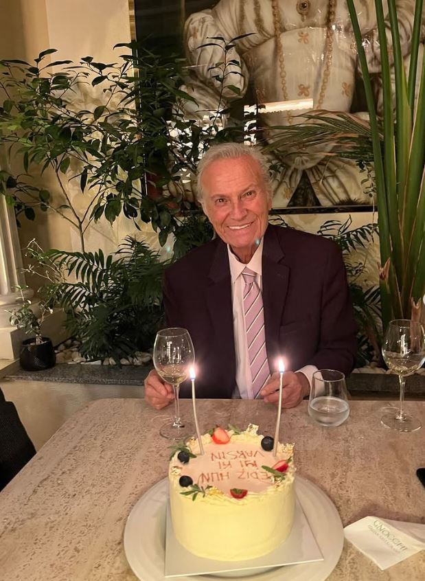 Yeşilçam’ın efsane jönü Ediz Hun 85 yaşında! Doğum günü paylaşımına beğeni yağdı - Resim : 2