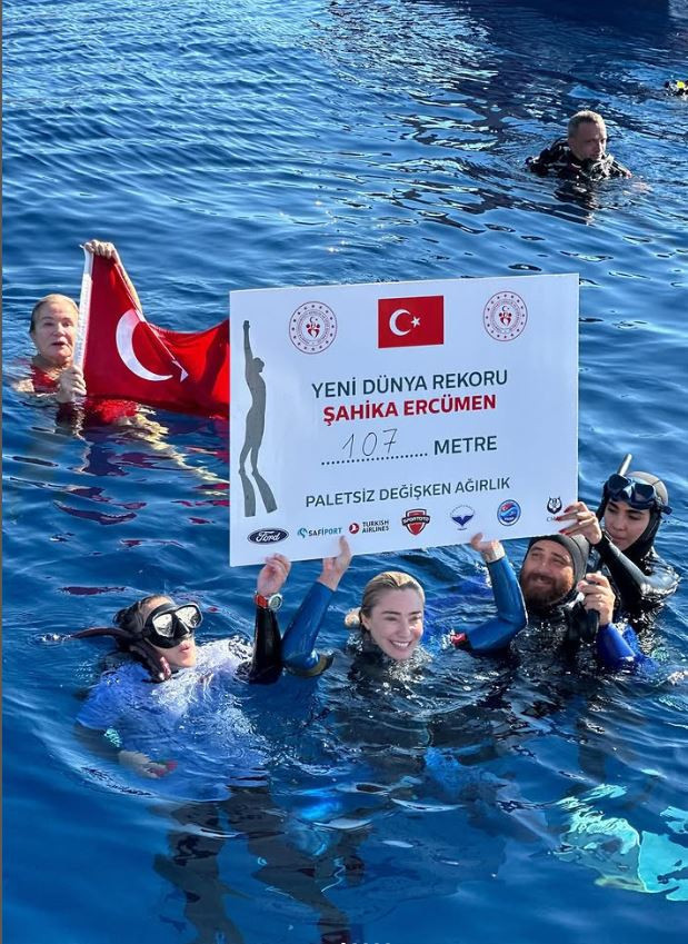 Rekortmen dalgıç Şahika Encümen’in gizli aşkı ünlü mimar Haldun Kilit çıktı: Okyanuslardan Kahire’ye romantik kaçamak! - Resim : 16