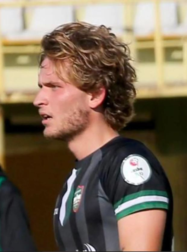 Ünlü şarkıcı İrem Derici’nin kardeşi Rüzgar Derici’ye yasa dışı bahis darbesi: 12 ay sahalardan uzak kalacak! - Resim : 4