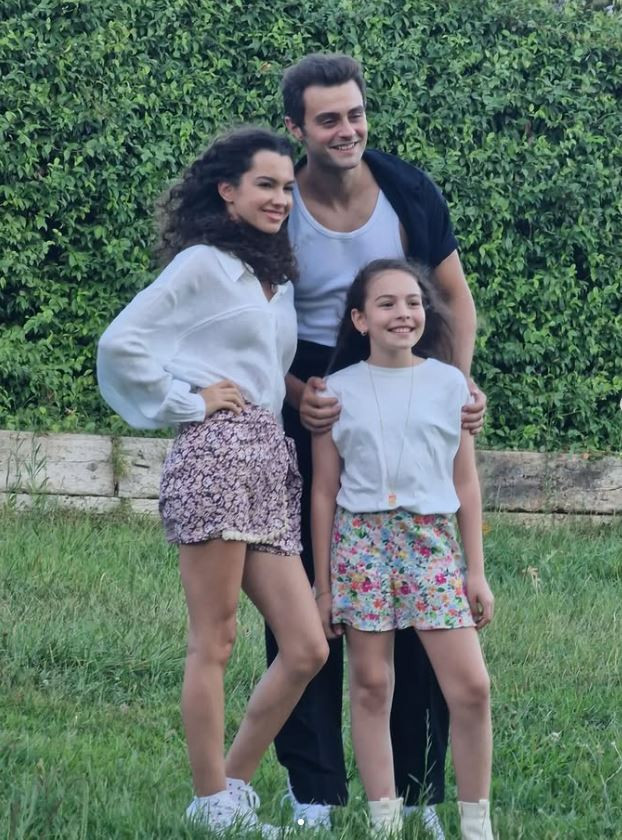 ‘Kardeşlerim’in minik Emel’i Aylin Akpınar büyüdü: İnanılmaz değişimi şoke etti! - Resim : 21