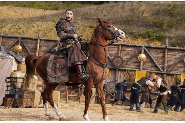 Mert Yazıcıoğlu'nun 'Kuruluş Orhan'dan alacağı ücret dudak uçuklattı - Resim: 1