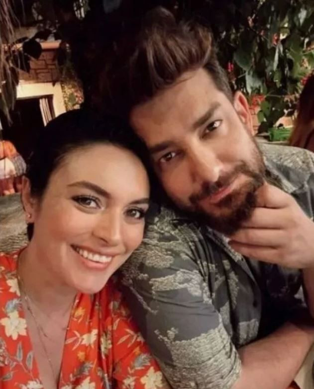 Enis Arıkan ‘Ezgi Mola' sorusuna bile katlanamadı: Daha düne kadar çifte kumrular gibiydiniz! - Resim: 46