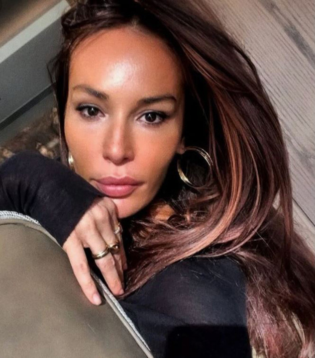 Güzide Duran’ın boşanma davasında yıldızlar geçidi! Adnan Aksoy hangi ünlü isimleri tanık gösterdi? Gözler 6 Ocak’taki duruşmada… - Resim : 24