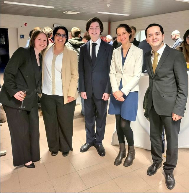 'Geleceğin Einstein’ı Belçikalı Laurent Simons 15 yaşında doktora yaptı: Yeni hedefi: İnsanlığı geliştirmek! - Resim : 5