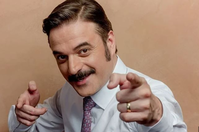 48 saat yoğun bakımda kalmıştı! Ufuk Özkan sahnelere geri döndü - Resim: 1