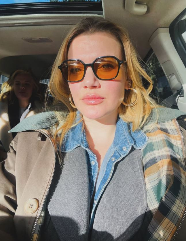 Derya Baykal’ın kızı evleniyor! Sürpriz evlilik teklifi - Resim : 1