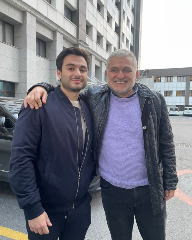 Şafak baskınıyla gözaltına alınan gazeteciler yurt dışı yasağı getirilip serbest bırakıldı - Resim : 1