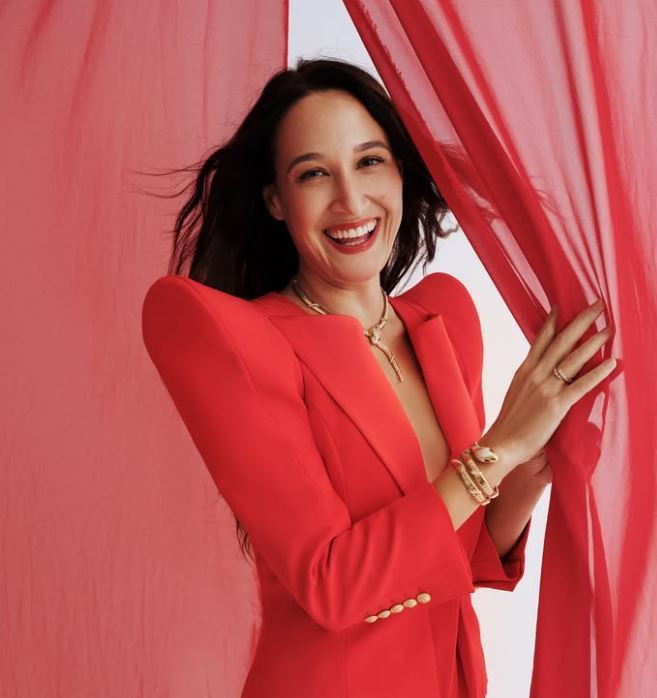 Çocukluk fotoğrafındaki o minik kız şaşırttı! Şu an tüm Türkiye'nin tanıdığı bir isim - Resim: 17