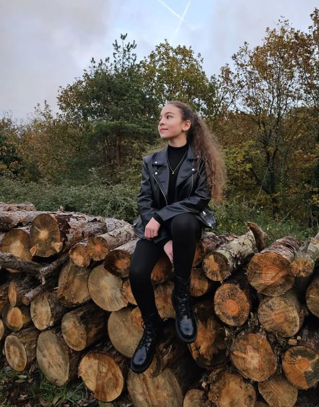 ‘Kardeşlerim’in minik Emel’i Aylin Akpınar büyüdü: İnanılmaz değişimi şoke etti! - Resim : 13