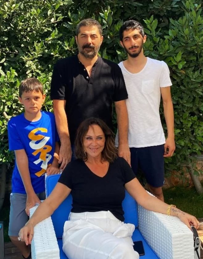 Tatlıses ailesinde yeni skandal: Baba-oğul krizinde elektronik kelepçe şoku! Ahmet Tatlıses isyan etti! - Resim: 8