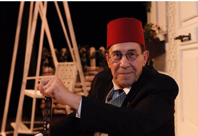 Eşini kaybetti, evi yıkıldı! Türk tiyatrosunun duayen ismi Zihni Göktay huzurevine yerleşti - Resim : 1