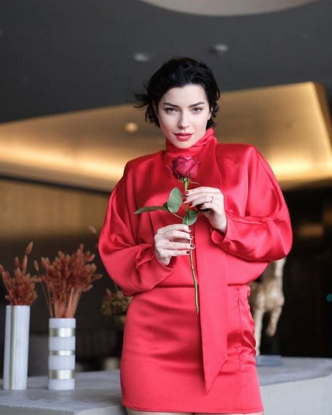 Muhteşem Yüzyıl'ın Nurbanu Sultan’ı geri mi dönüyor? Merve Boluğur'dan bomba nostalji paylaşımı! - Resim : 3