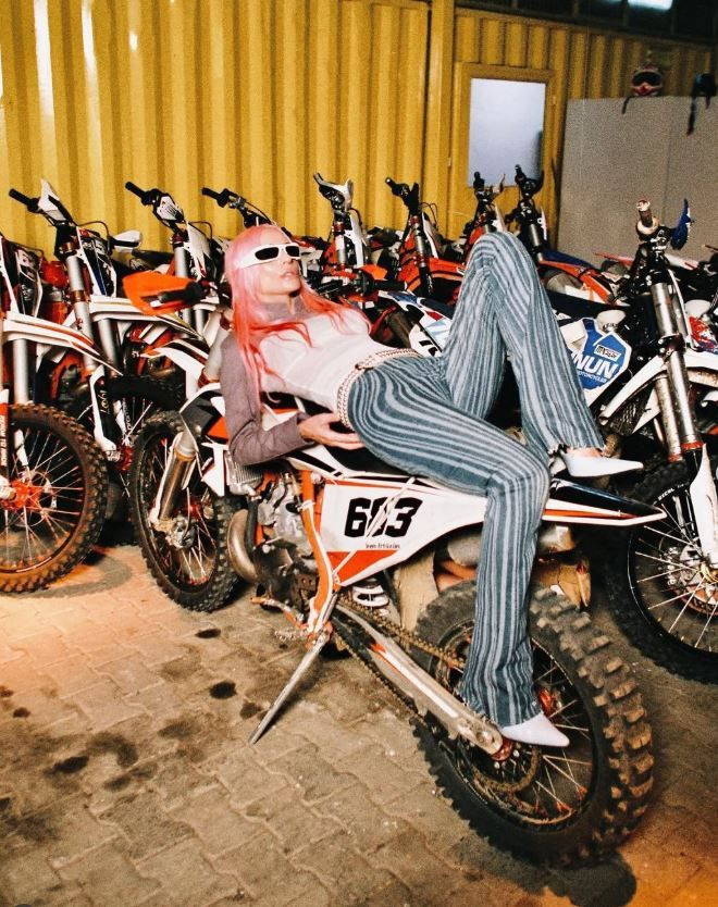 Gülşen'den radikal karar! Yeni imajı herkesi şoke etti: Bu saç stili çok konuşulacak - Resim: 22