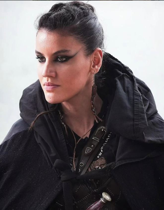 Acun Ilıcalı sekizinci bombasını açıkladı: Arka Sokaklar’ın Aslı Komiser’i Deniz Çatalbaş Survivor 2026 Ünlüler & All Star kadrosunda! - Resim : 6