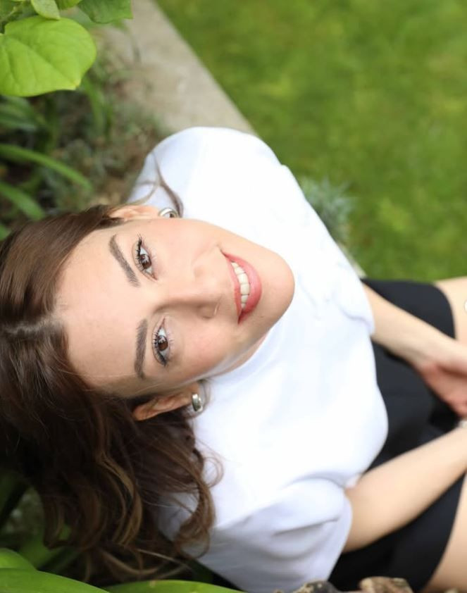 Sinem Kobal kızlarıyla doğayla baş başa: Mutluluk pozları mest etti! - Resim: 14