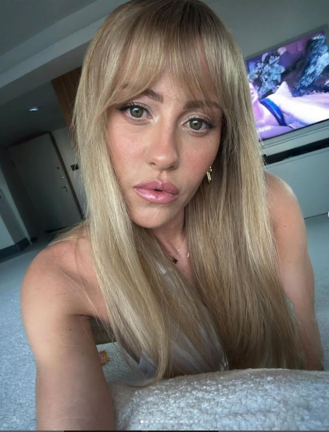 Komşu terörü kamerada: Ünlü şarkıcı Derya Uluğ ve müzisyen nişanlısı Asil Gök kabusu yaşamıştı! - Resim : 16