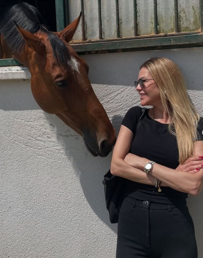 Mehmed Fetihler Sultanı’nın Halime Hatun'u Emine Ün’ün genç kalmasının sırrı ne? Kim der 48 yaşında! - Resim: 9