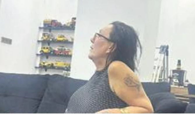 Arabeskin kraliçesi Güllü’nün ölümünde sır perdesi aralanıyor! Evlatları o geceyi anlattı: "Dans ederken bir anda..." - Resim: 8