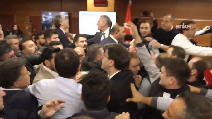 Bayrampaşa'daki seçimi AKP'nin adayı İbrahim Akın kazandı - Resim : 3
