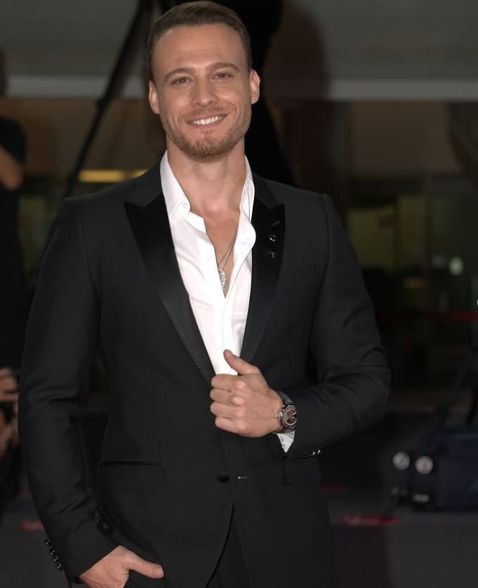 Çarpıntı dizisinin Aras Alkan’ı Kerem Bürsin'in yeni aşkı bakın kim çıktı? Sabancı’nın torunu Melisa Tapan’dan ayrılmıştı - Resim: 18