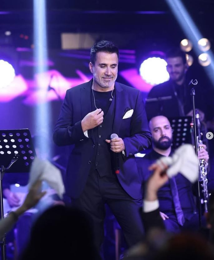 Küçük Emrah’ın gözyaşları Bakü’yü salladı: Serveti gündem olmuştu! - Resim: 18