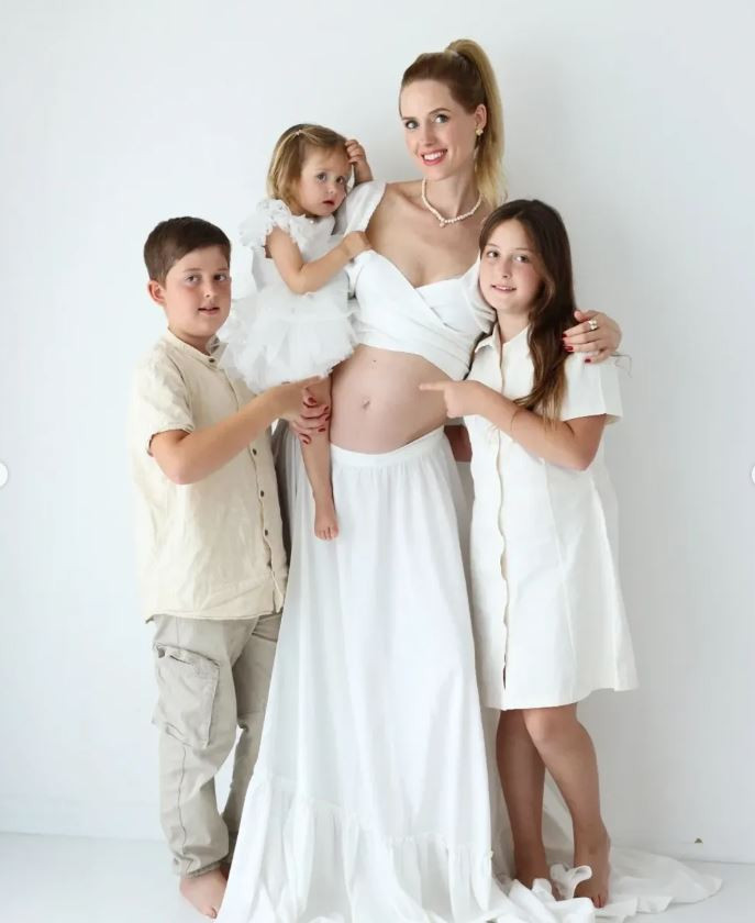 Öyle Bir Geçer Zaman ki’nın Caroline’i Wilma Elles servetiyle ortalığı salladı: Hepsi İstanbul’da! - Resim : 5