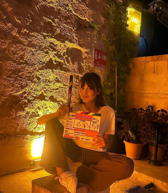 Uzak Şehir'in Mine'si Mine Kılıç ayrıldı, imajı şok etti: Herkes dönüp bir daha baktı! - Resim : 10