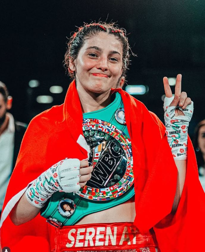 Türkiye’in ‘Nakavt kraliçesi’ Milli boksör Seren Ay Çetin Survivor’da: Acun Ilıcalı onuncu bombayı da patlattı - Resim : 5