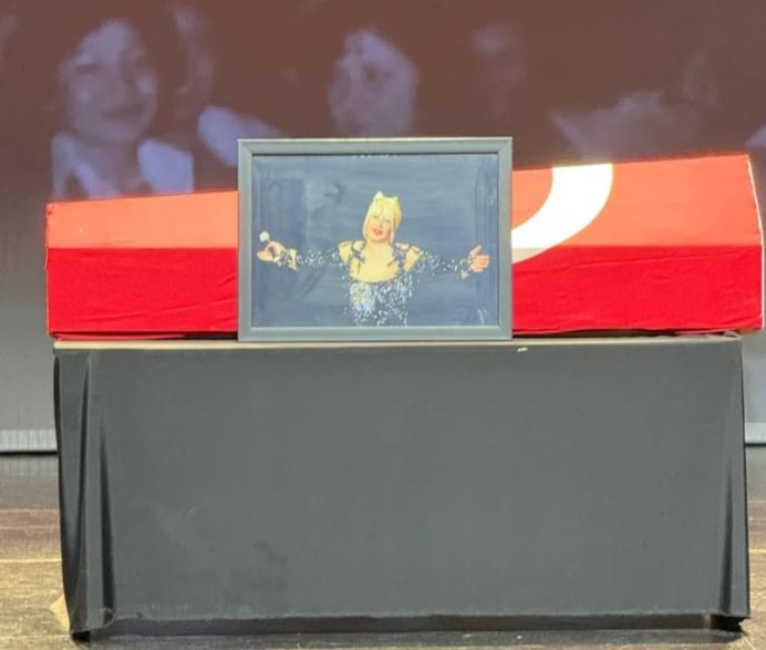 Türk sanat müziğinin usta ismi Muazzez Abacı’ya veda! Torunu konuşmakta zorlandı - Resim : 2