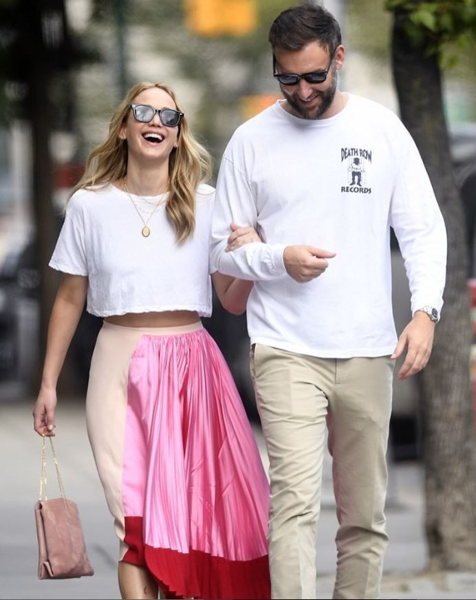 Oscar’lı yıldız Jennifer Lawrence ameliyat masasına yatıyor: İşte tarih! - Resim: 12