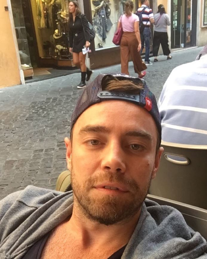 Ünlü şarkıcı Murat Dalkılıç'ın son hali hayranlarını endişelendirdi! 12. kez bıçak altına mı yattı? - Resim: 13