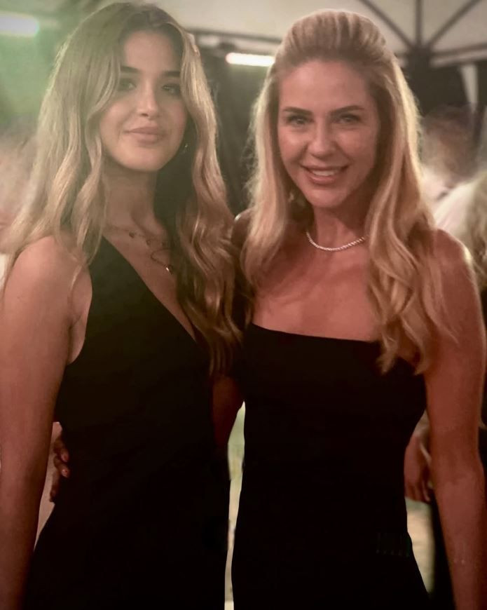 Mehmed Fetihler Sultanı’nın Halime Hatun'u Emine Ün’ün genç kalmasının sırrı ne? Kim der 48 yaşında! - Resim: 20