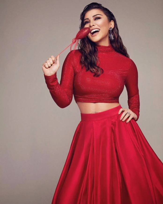 Acun dokuzuncu bombayı patlattı: Hamdi Alkan’ın eski eşi Selen Görgüzel Dominik’e gidiyor! - Resim : 11