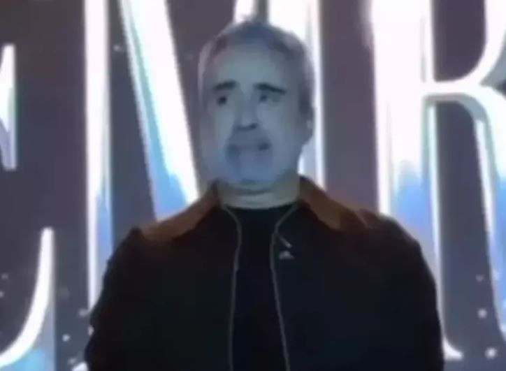 Küçük Emrah’ın gözyaşları Bakü’yü salladı: Serveti gündem olmuştu! - Resim: 2