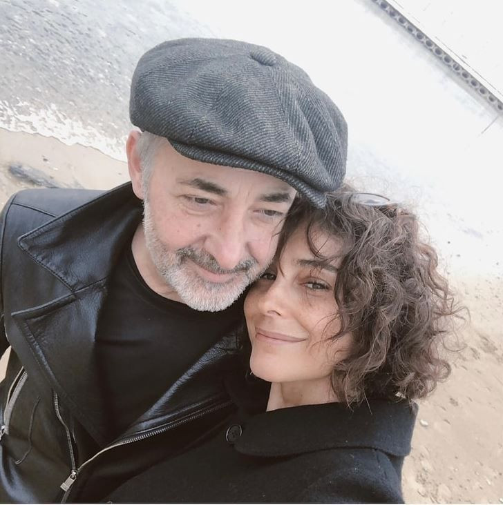 Arzum Onan'dan herkesi şaşırtan evlilik yanıtı! 27 yıllık evliliğin ardından yeni aşka yelken açmıştı: Herkes o tarihi merak ediyordu - Resim: 6