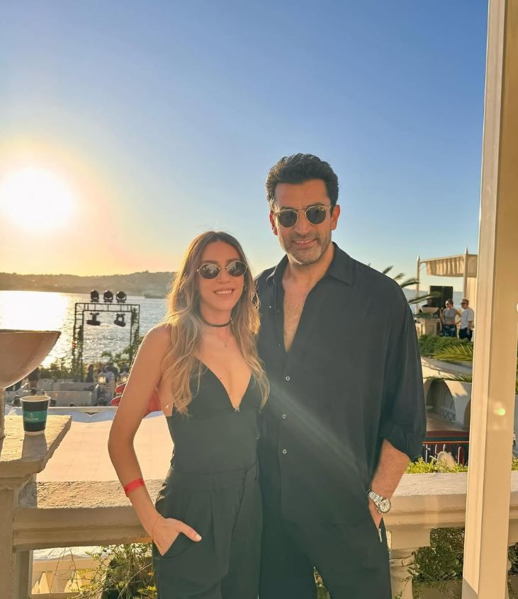 Sinem Kobal kızlarıyla doğayla baş başa: Mutluluk pozları mest etti! - Resim: 19