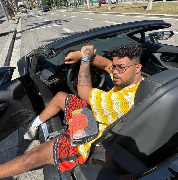 Lvbel C5 'Level' atladı: Otomobil göz kamaştırdı! 15 Milyon TL'lik yeni oyuncağı - Resim : 22