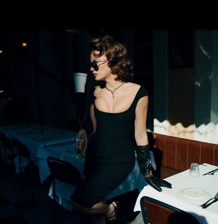 Serenay Sarıkaya'nın değeri bir yılda 7 milyona çıktı! Alacağı para dudak uçuklattı - Resim : 2