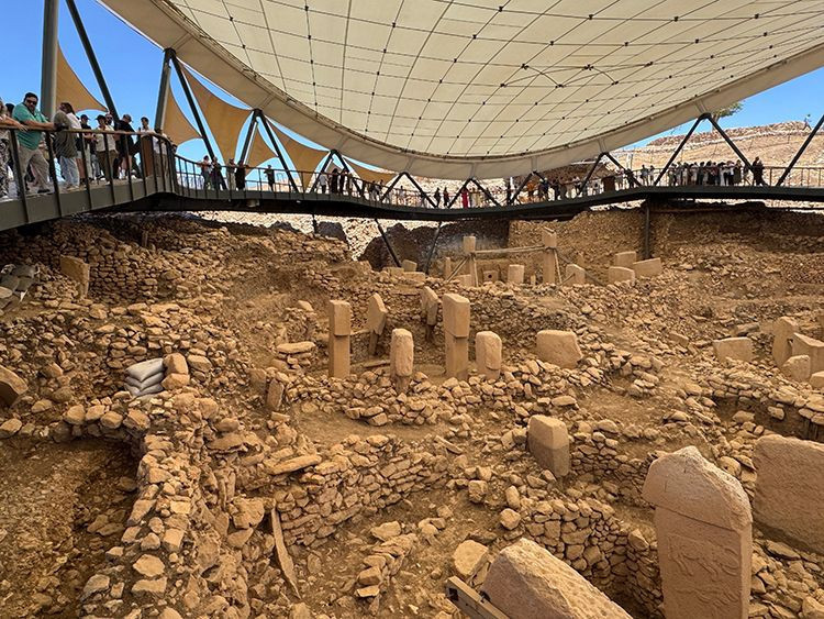 Tarihin sıfır noktası doldu taştı: Günlük 5 bin kişi 12 bin yıllık Göbeklitepe'yi geziyor! - Resim: 7