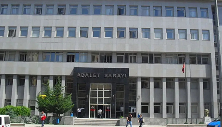 Adliyede şok operasyon!