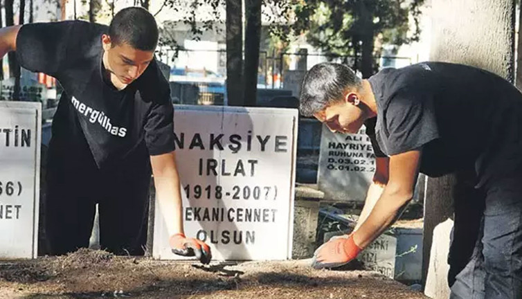Evet yanlış duymadınız! Bunlar da mezarlık fenomenleri
